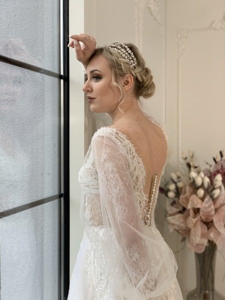BOHEM KOL DETAYLI HELEN FORM GELİNLİK