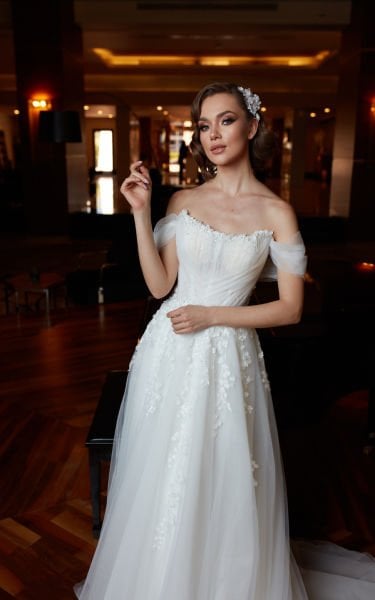 LEDA- ROMANTİK KOL DETAYLI HELEN FORM