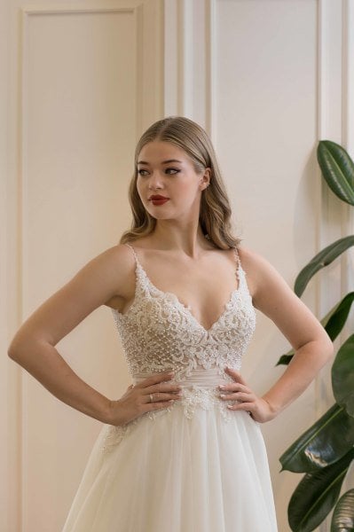 ANİTA - İŞLEMELİ HELEN GELİNLİK