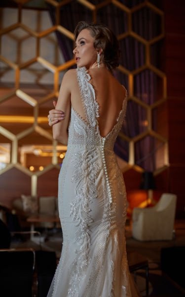 ELEGANTS- DANTEL DETAYLI BALIK FORM