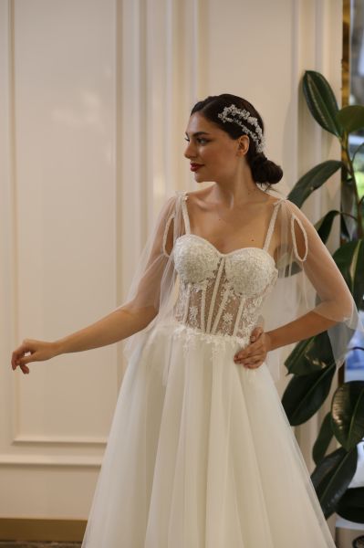 BALENLİ KALP YAKA HELEN FORM GELİNLİK