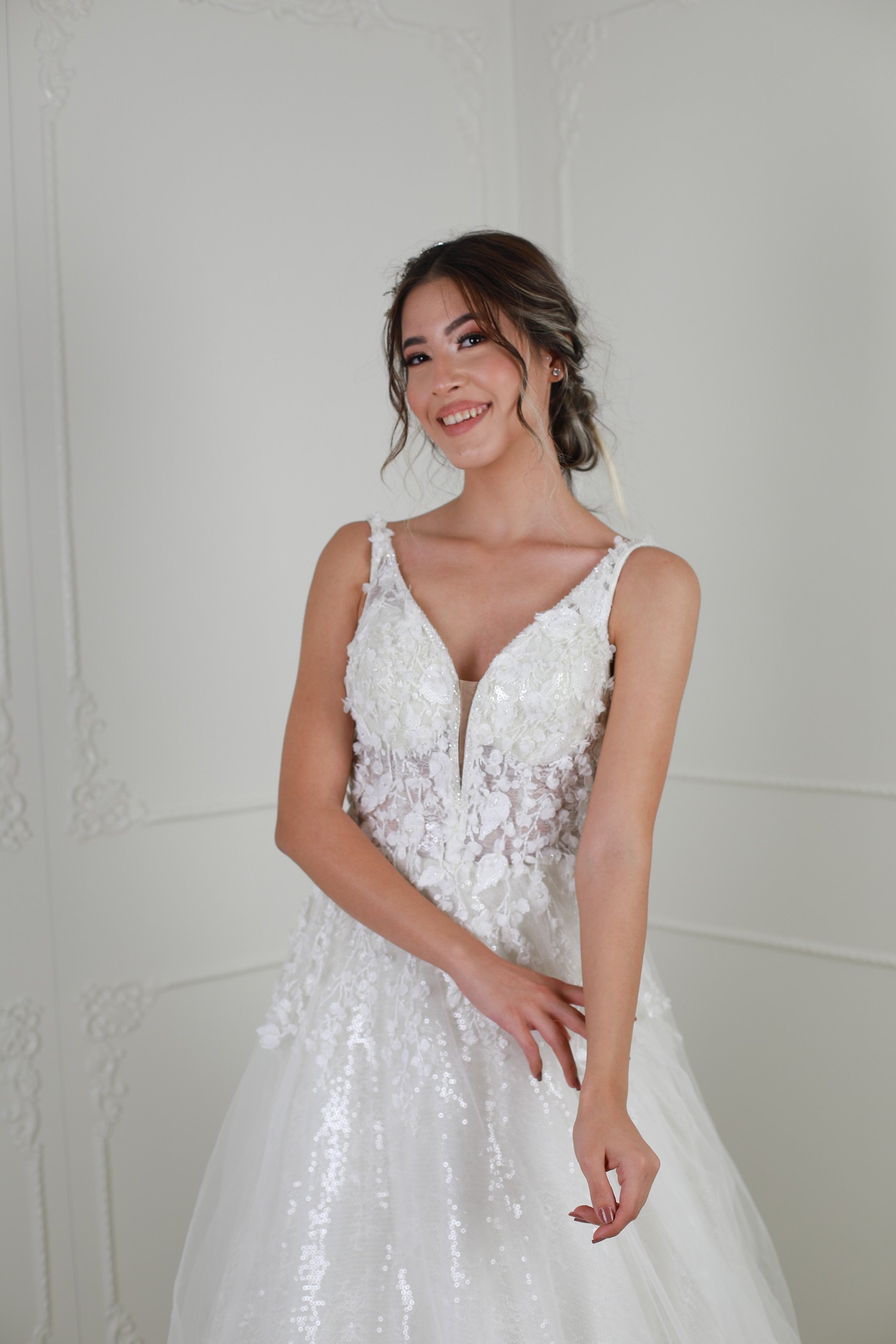 DANTEL İŞLEMELİ HELEN GELİNLİK
