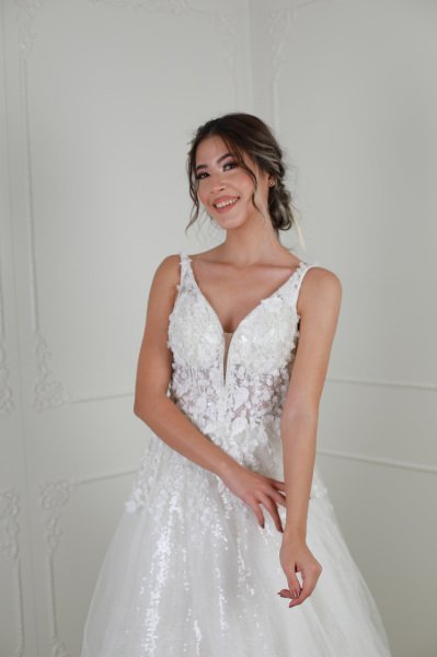 DANTEL İŞLEMELİ HELEN GELİNLİK